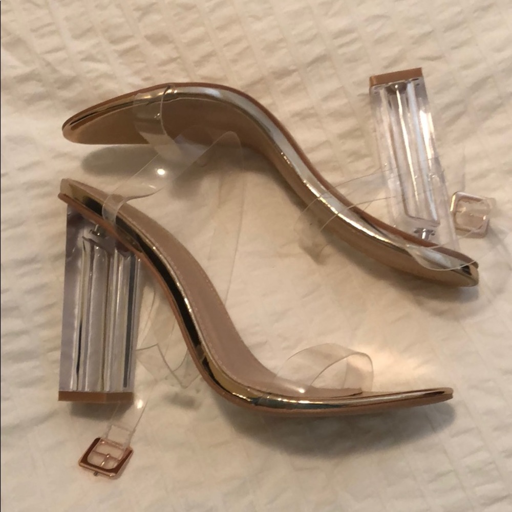 Fashion clear heels